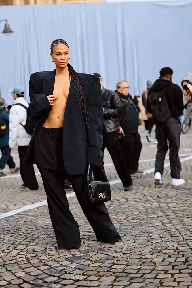 BALENCIAGA时装周秀场